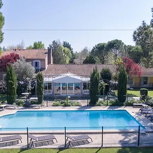 Hotel Sowell Domaine De La Petite Isle LʼIsle-sur-la-Sorgue